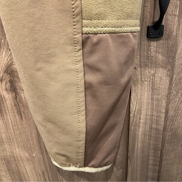 Goode Rider Equestrian Riding Breeches SZ 34L - Picture 9 of 12